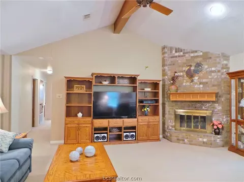 2105 Pantera Dr, Bryan, TX 77807 photo 11
