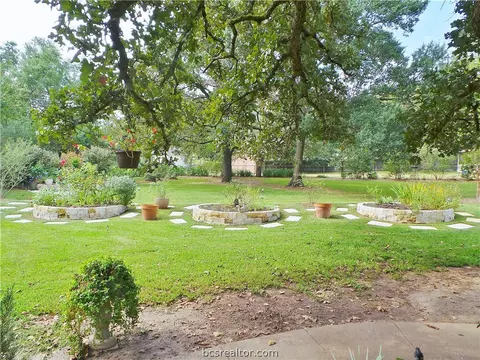 2105 Pantera Dr, Bryan, TX 77807 photo 40