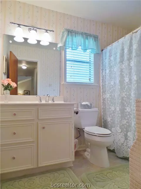 2105 Pantera Dr, Bryan, TX 77807 photo 20