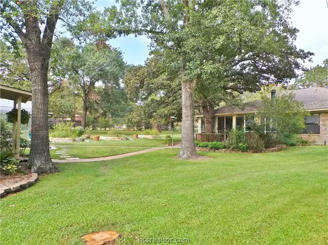 2105 Pantera Dr, Bryan, TX 77807 photo 35