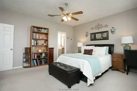7570 Planters Loop, Bryan, TX 77808 photo 17