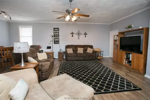 7570 Planters Loop, Bryan, TX 77808 photo 33