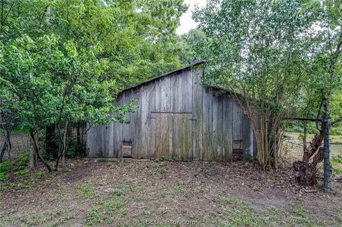 610 E 29th St, Bryan, TX 77803 photo 47