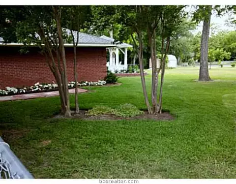309 Gregg St E, Calvert, TX 77837 photo 17