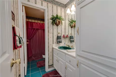 2301 E Mercers Lndg, Bryan, TX 77808 photo 17