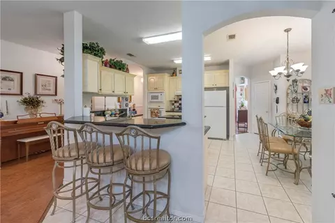 2301 E Mercers Lndg, Bryan, TX 77808 photo 8