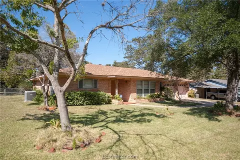 904 Mitchell St, Bryan, TX 77802 photo 15