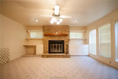 904 Mitchell St, Bryan, TX 77802 photo 14