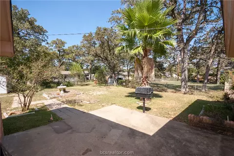 904 Mitchell St, Bryan, TX 77802 photo 24