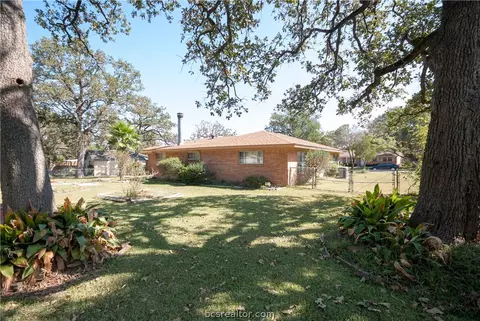 904 Mitchell St, Bryan, TX 77802 photo 11