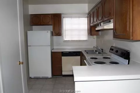 603 E 29th, Bryan, TX 77801 photo 2