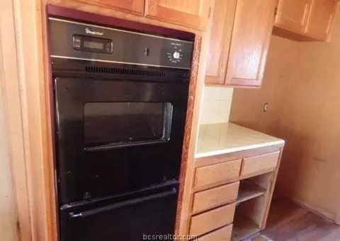 1007 Hall St, Bryan, TX 77803 photo 5