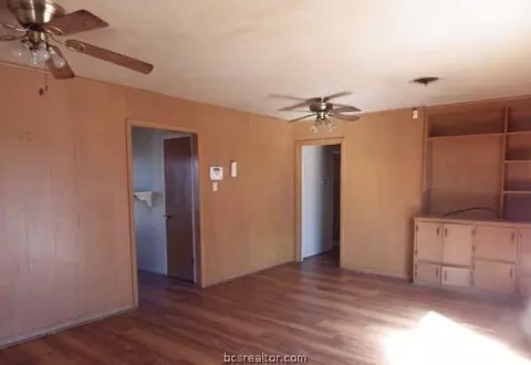 1007 Hall St, Bryan, TX 77803 photo 8