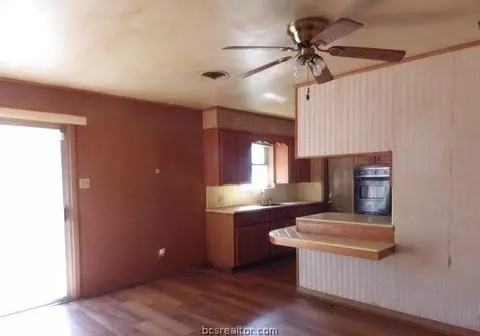 1007 Hall St, Bryan, TX 77803 photo 7