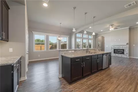 3015 Nobel Ct, Bryan, TX 77808 photo 12