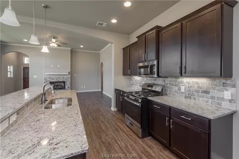 3015 Nobel Ct, Bryan, TX 77808 photo 11