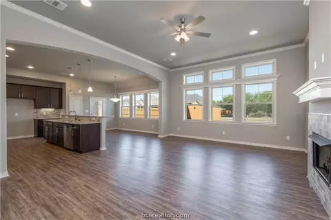 3015 Nobel Ct, Bryan, TX 77808 photo 6