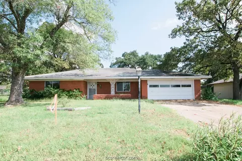 309 Fairway Dr, Bryan, TX 77801 photo 11