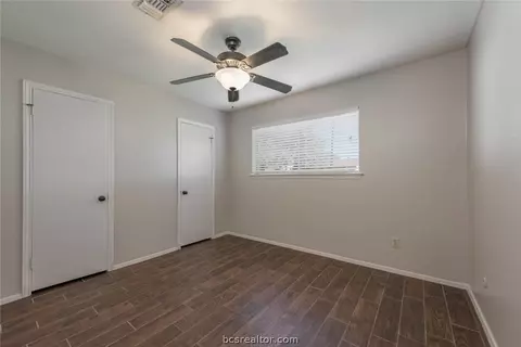 3609 Holly Dr, Bryan, TX 77802 photo 13