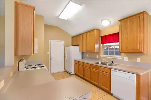 3315 Timberline Dr, Bryan, TX 77803 photo 11