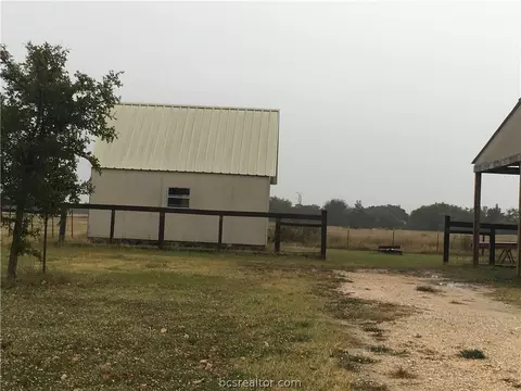 11500 Carter Ln, Bryan, TX 77808 photo 3