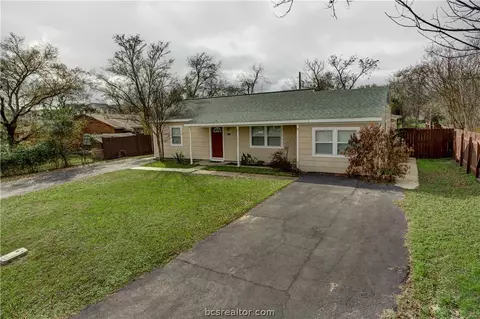 4336 Culpepper Dr, Bryan, TX 77801 photo 3