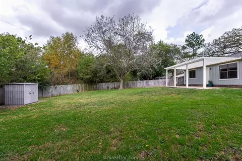 2715 Silver Maple Dr, Bryan, TX 77803 photo 17