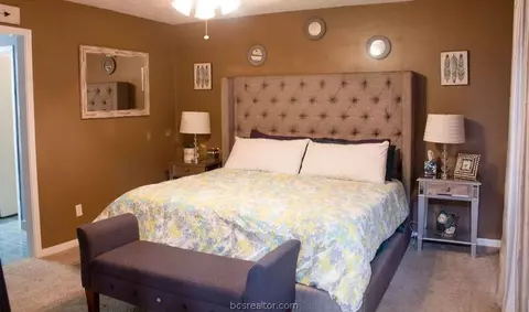 2525 Arbor Dr, Bryan, TX 77802 photo 6