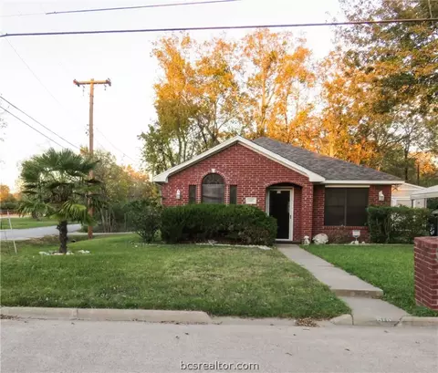 616 W 16th St, Bryan, TX 77803 photo 1