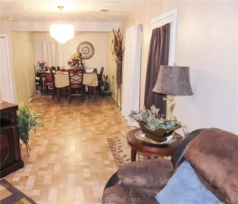 616 W 16th St, Bryan, TX 77803 photo 10