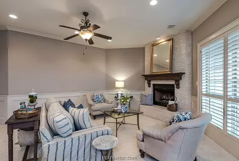 3900 Park Meadow Ln, Bryan, TX 77802 photo 3