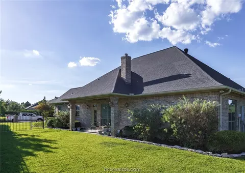 3900 Park Meadow Ln, Bryan, TX 77802 photo 19