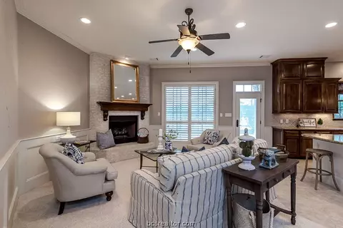 3900 Park Meadow Ln, Bryan, TX 77802 photo 4