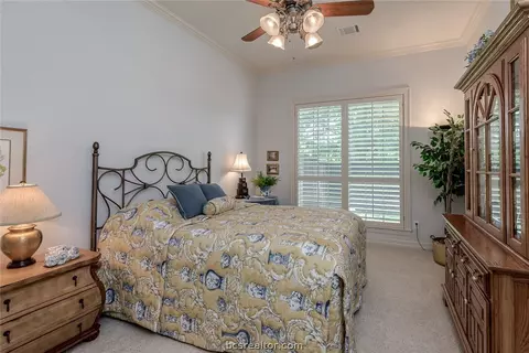 3900 Park Meadow Ln, Bryan, TX 77802 photo 9