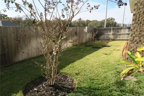 3325 Broadmoor Dr, Bryan, TX 77802 photo 12