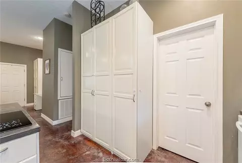 5084 Britten Rd, Bryan, TX 77807 photo 6