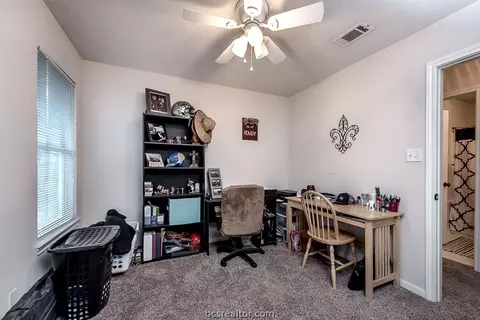 2900 Bexar Grass Dr, Bryan, TX 77802 photo 11