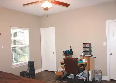 407 Day Ave, Bryan, TX 77801 photo 10