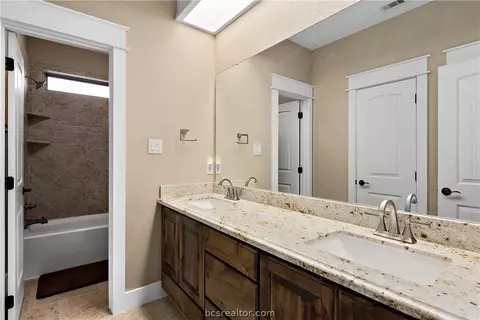 7800 Venado Ct, Bryan, TX 77808 photo 20