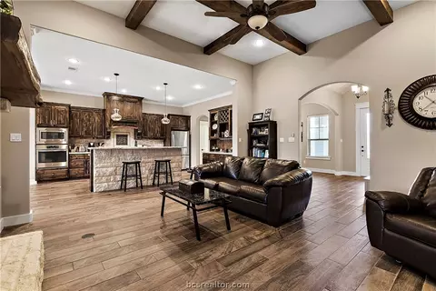7800 Venado Ct, Bryan, TX 77808 photo 9