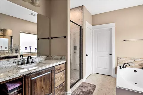 7800 Venado Ct, Bryan, TX 77808 photo 15