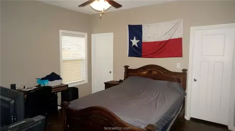 209 Tee, Bryan, TX 77801 photo 11