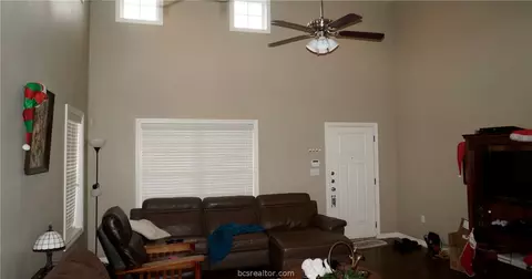 209 Tee, Bryan, TX 77801 photo 6
