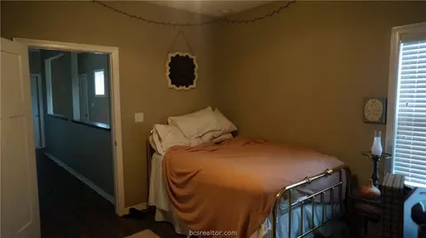 209 Tee, Bryan, TX 77801 photo 14