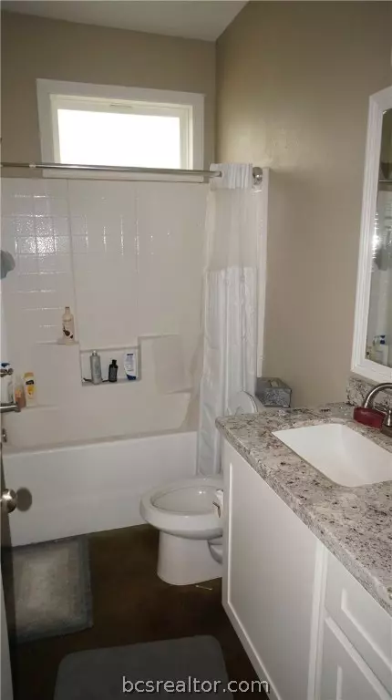 209 Tee, Bryan, TX 77801 photo 10