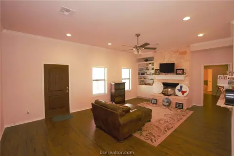 8712 Tejas Ranch Loop, Bryan, TX 77808 photo 8