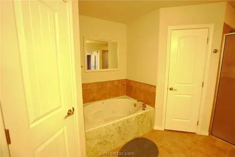 8712 Tejas Ranch Loop, Bryan, TX 77808 photo 17