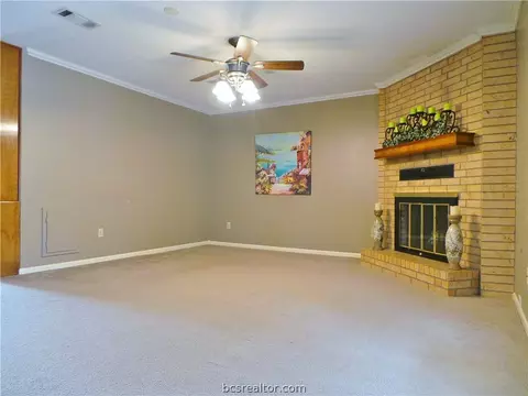 3111 Red Robin Loop, Bryan, TX 77802 photo 10