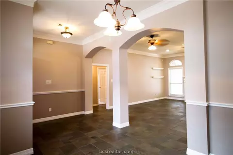 4603 Park Rdg, Bryan, TX 77802 photo 4