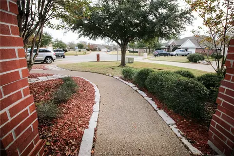 4603 Park Rdg, Bryan, TX 77802 photo 3